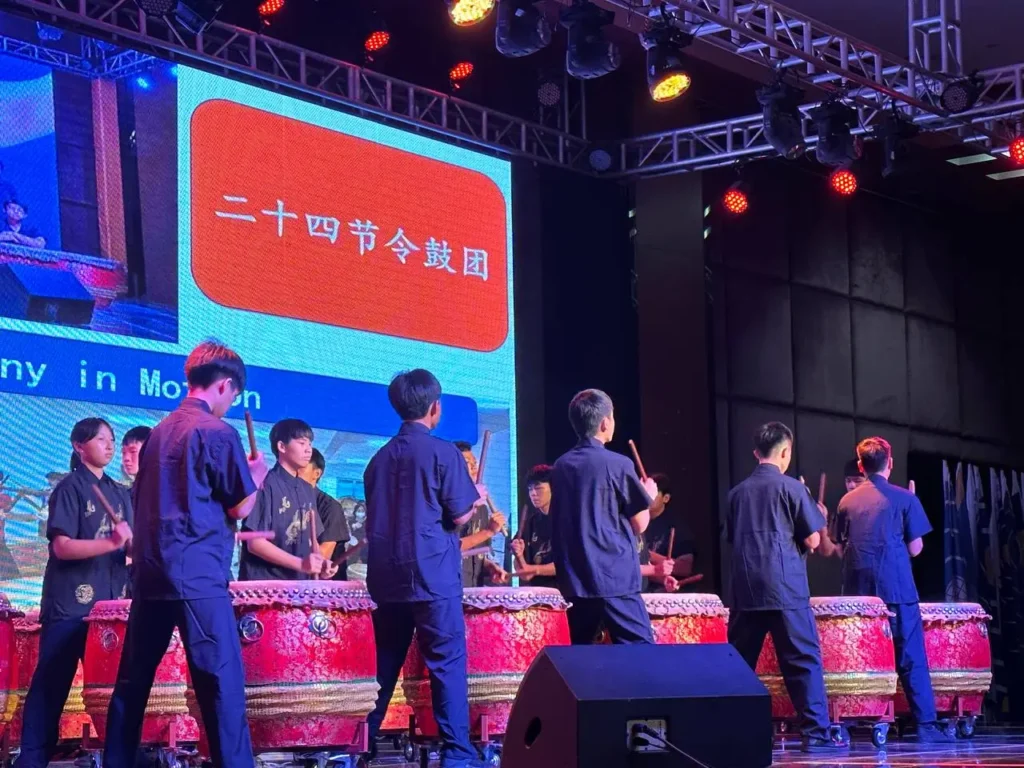 Celebrating Heritage and Legacy: Chung Ling Alumni Dinner in Sabah 11 Chinese drum performance on stage at the 55th World Chung Ling Alumni Carnival celebration