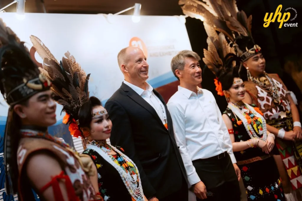 Daramic Sunset Dining 11