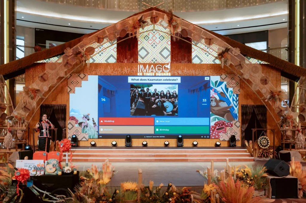 Caring Pharmacy Kids Kaamatan Traditional Costume Contest at Imago Shopping Mall, Kota Kinabalu 4 Caring Pharmacy Kaamatan Costume Contest for kids playing kahoot game