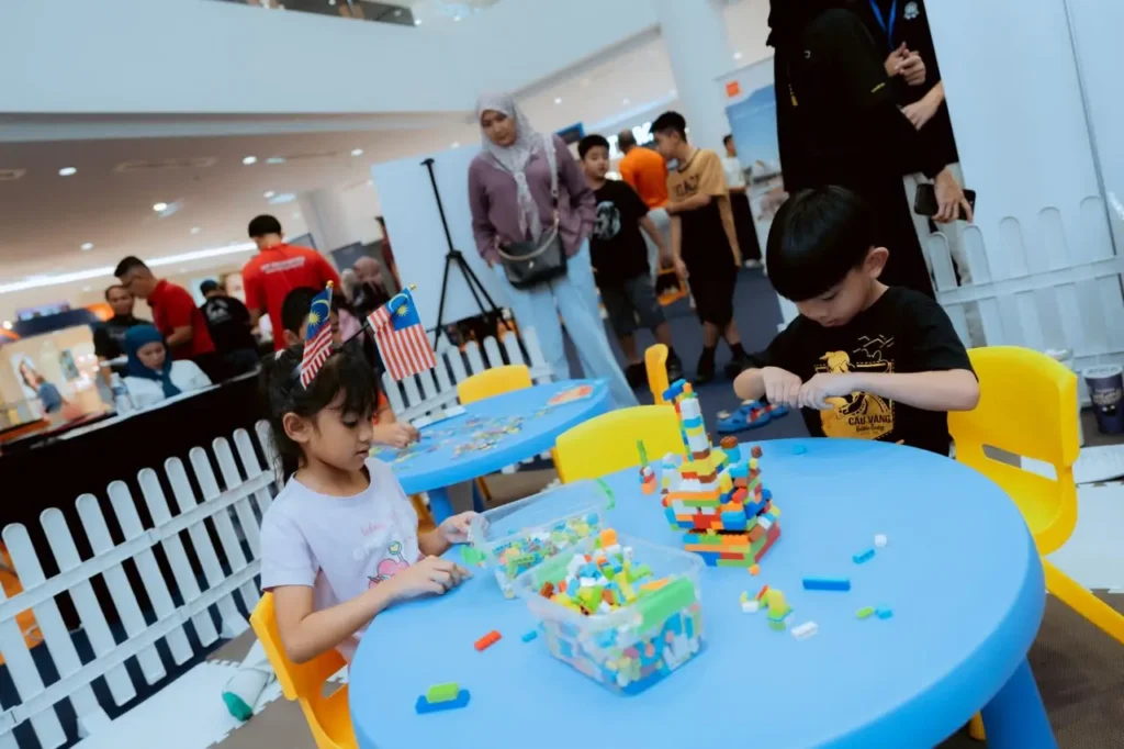 Kids activity in Suria Sabah Shopping Mall 