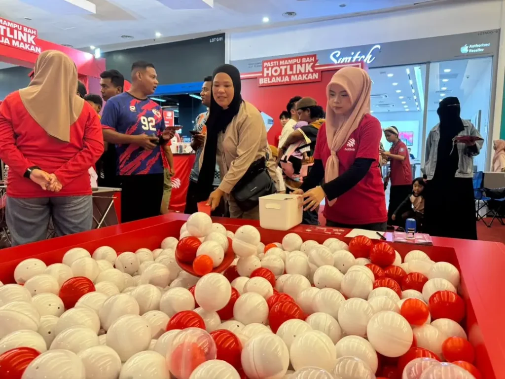 Lucky Scoop Game at Sandakan